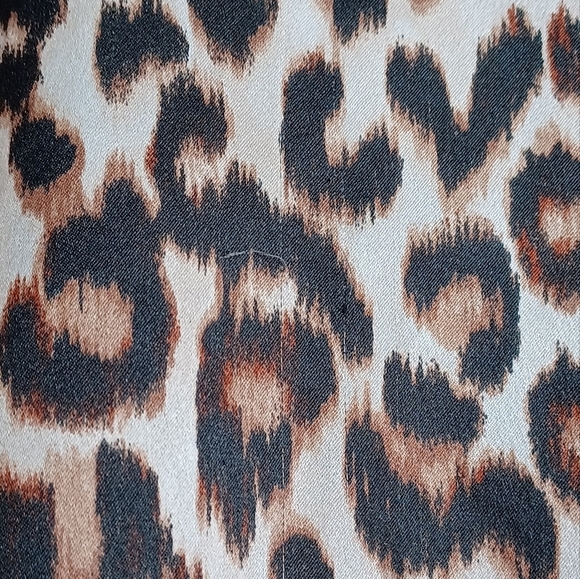 Victoria's Secret Leopard Print Button Down Front Night Shirt - Picture 11 of 12